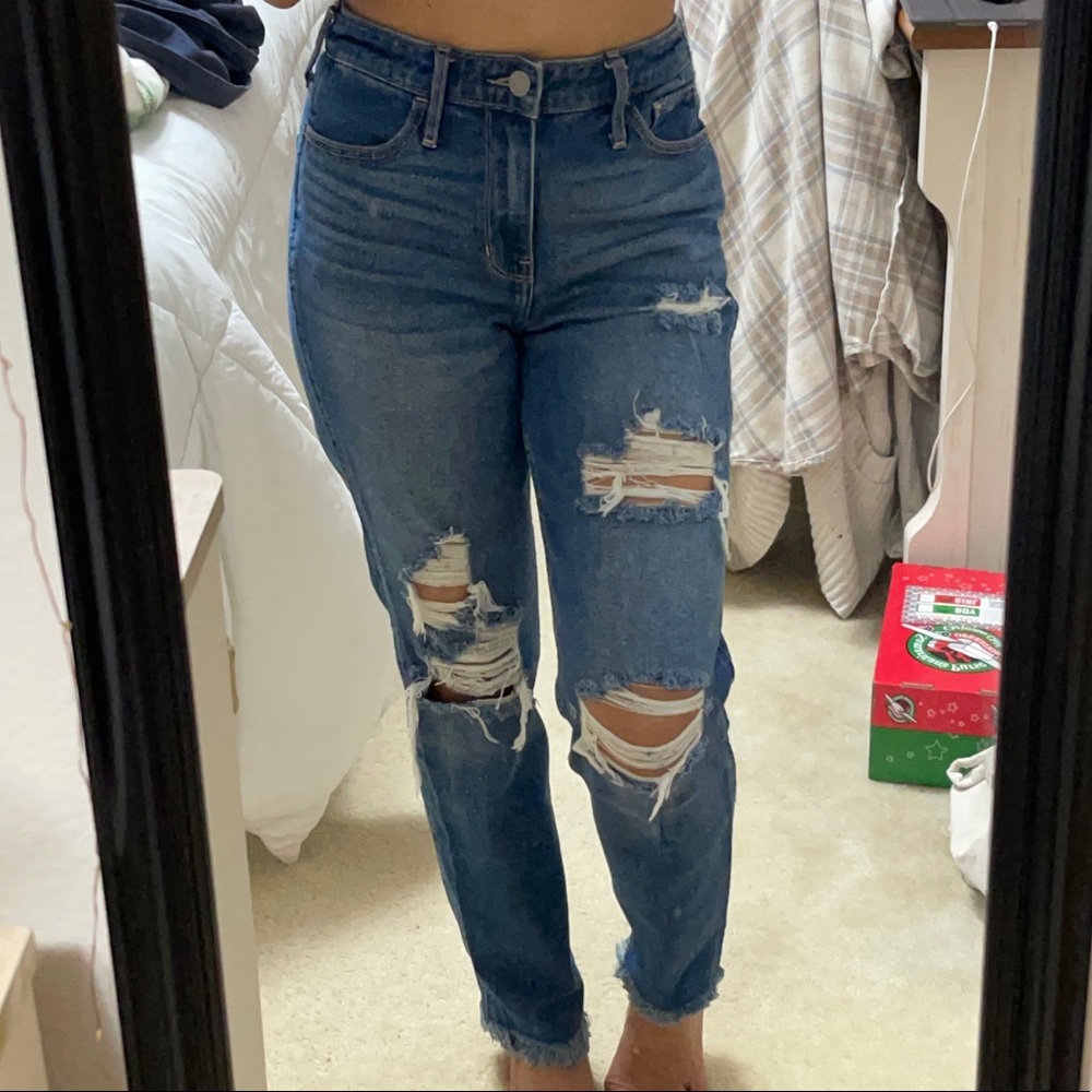 High Rise Mom Jeans - size 3/26